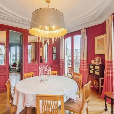 Amazing Flat For 4p Near La Madeleine Apartment Paris